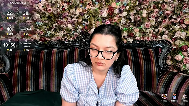 Snapshot of ZarifaBev chatting on November 22, 8:52 pm ZarifaBev online show from November 22, 8:52 pm