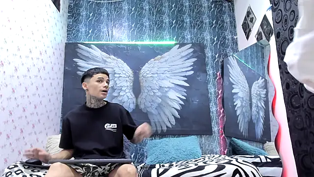 exotic hot couple online show from April 4, 9:12 pm