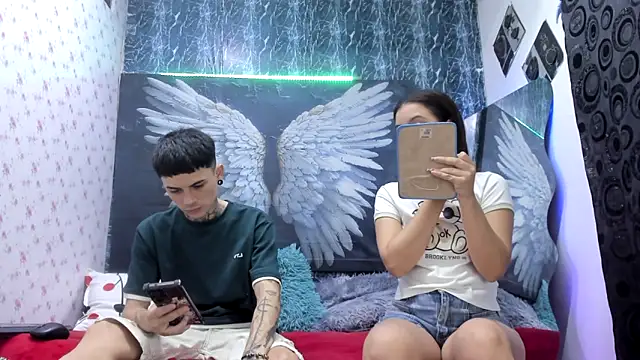 exotic hot couple online show from April 18, 10:10 pm