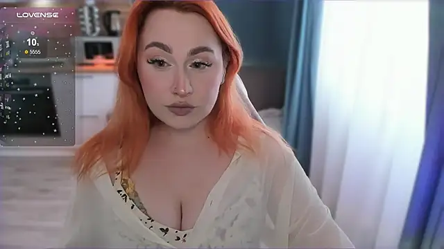 Snapshot of Flower_Camellia77 chatting on January 17, 7:51 am Flower Camellia77 online show from January 17, 7:51 am