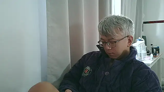 leoUSIR online show from November 20, 4:12 am