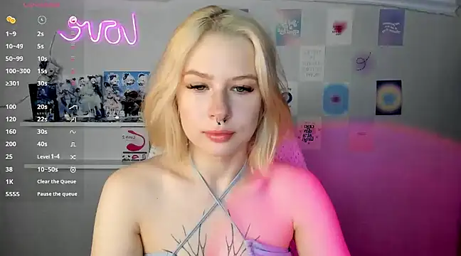 tender kiitty online show from January 2, 12:35 pm