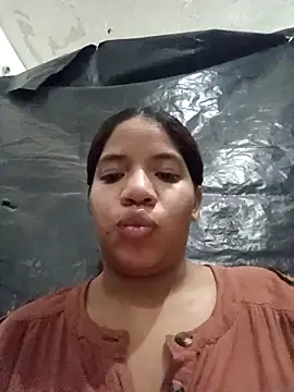 Kelsie Williams online show from April 8, 6:46 am