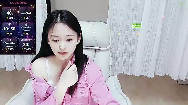 Snapshot of CN-Babycat chatting on February 27, 1:17 pm CN-Babycat online show from February 27, 1:17 pm