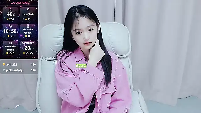 Snapshot of CN-Babycat chatting on March 1, 3:32 am CN-Babycat online show from March 1, 3:32 am