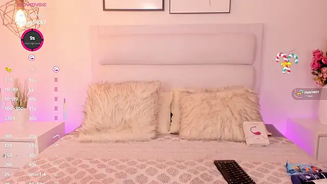 CharlotteDupontt online show from January 18, 1:29 pm