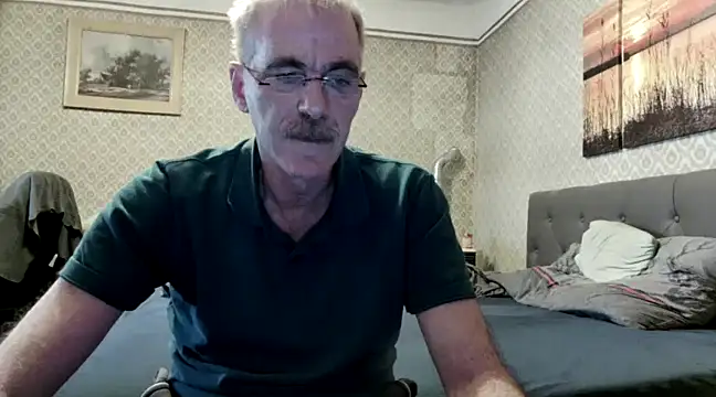 farock online show from December 25, 6:52 pm