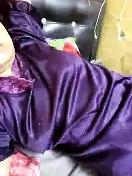 sunita-doll online show from March 11, 10:29 am