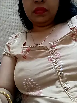 sunita-doll online show from September 12, 2:00 am