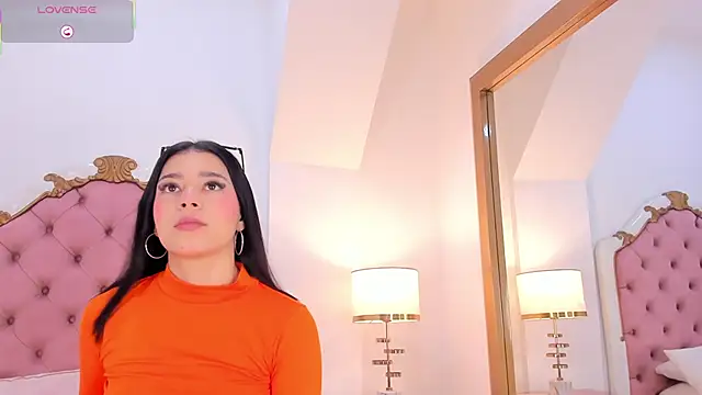 rebeca watsson online show from September 25, 11:47 am