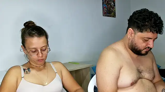 Snapshot of Paloma_Desire chatting on January 8, 3:50 pm Paloma Desire online show from January 8, 3:50 pm