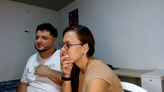 Snapshot of Paloma_Desire chatting on February 25, 7:14 pm Paloma Desire online show from February 25, 7:14 pm