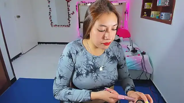 Snapshot of perlabeautiful chatting on October 9, 5:11 pm perlabeautiful online show from October 9, 5:11 pm