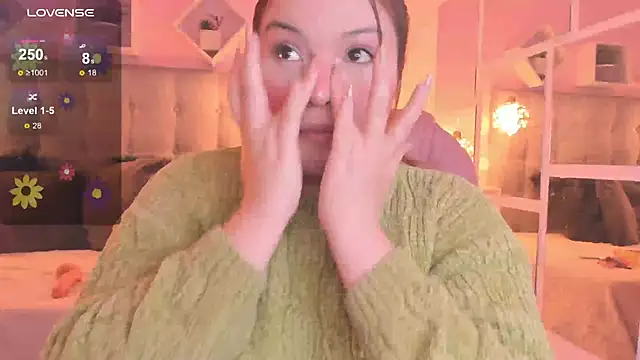 Snapshot of melanie_hh chatting on November 9, 4:11 am melanie hh online show from November 9, 4:11 am