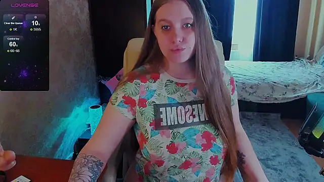 Snapshot of Alice_Dreamgirl_ chatting on February 18, 12:17 pm Alice Dreamgirl  online show from February 18, 12:17 pm