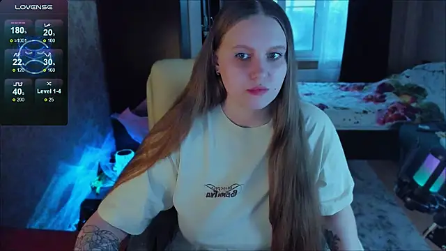 Snapshot of Alice_Dreamgirl_ chatting on March 9, 3:38 pm Alice Dreamgirl  online show from March 9, 3:38 pm