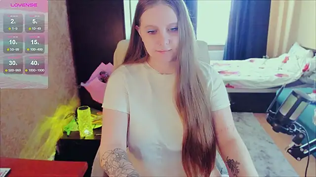 Snapshot of Alice_Dreamgirl_ chatting on March 15, 10:57 am Alice Dreamgirl  online show from March 15, 10:57 am