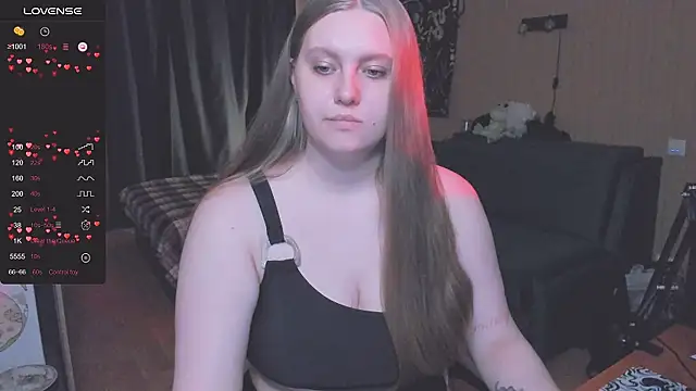 Snapshot of Alice_Dreamgirl_ chatting on September 29, 9:03 am Alice Dreamgirl  online show from September 29, 9:03 am