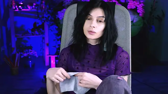 JadeCastle  online show from April 20, 1:03 pm