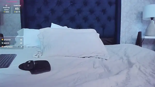 Snapshot of hotmature1 chatting on January 15, 2:24 pm hotmature1 online show from January 15, 2:24 pm