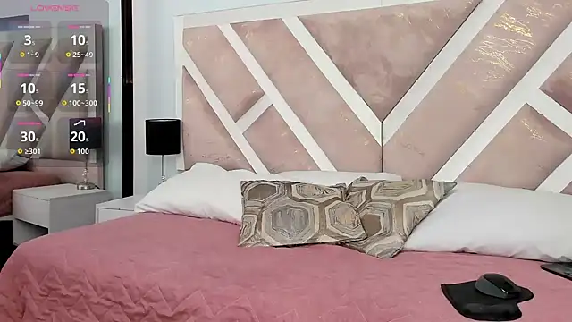 hotmature1 online show from April 18, 11:14 am