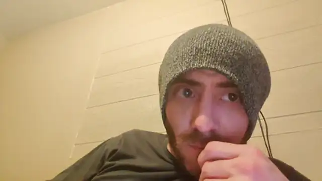 Huntzg23 online show from February 15, 7:05 am