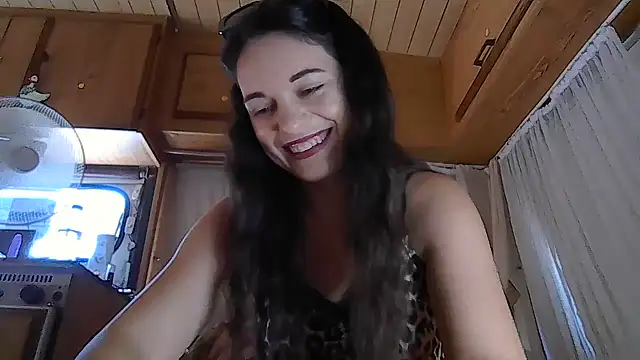 Snapshot of Eleni_Pappa chatting on August 4, 12:19 pm Eleni Pappa online show from August 4, 12:19 pm