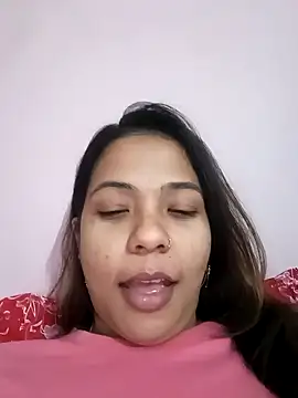 Snapshot of Hot-shot99 chatting on January 6, 10:13 am Hot-shot99 online show from January 6, 10:13 am