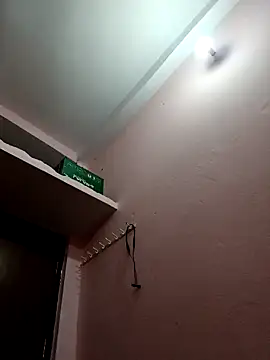 Snapshot of Hot-shot99 chatting on January 7, 10:01 am Hot-shot99 online show from January 7, 10:01 am