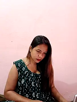 Snapshot of Hot-shot99 chatting on January 18, 9:45 am Hot-shot99 online show from January 18, 9:45 am