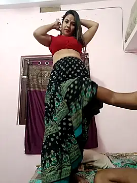 Snapshot of Hot-shot99 chatting on February 7, 7:06 pm Hot-shot99 online show from February 7, 7:06 pm