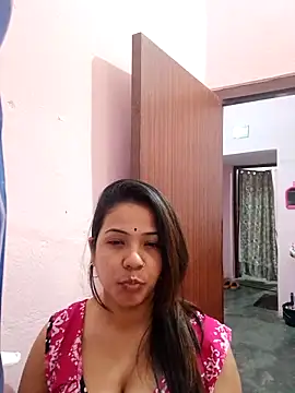 Snapshot of Hot-shot99 chatting on March 1, 10:24 am Hot-shot99 online show from March 1, 10:24 am