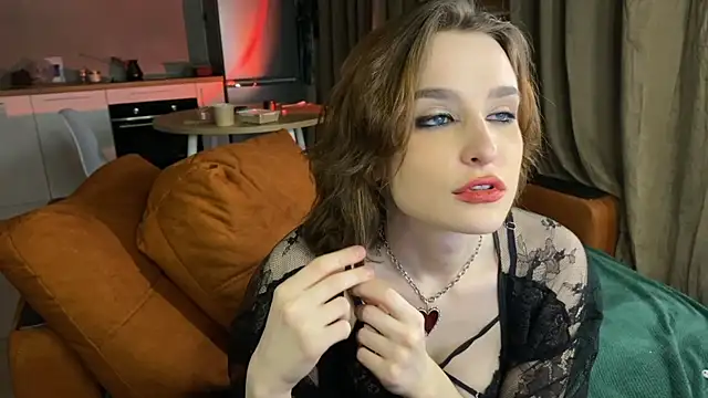Snapshot of Cristmass_princess chatting on February 12, 4:44 am Cristmass princess online show from February 12, 4:44 am