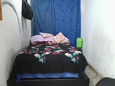 pecadodulce123 online show from March 14, 10:49 pm