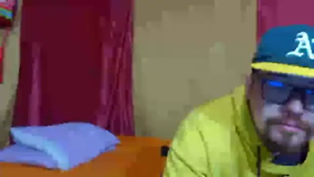 pecadodulce123 online show from February 6, 9:40 pm