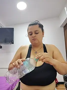 Miss balloonsmila online show from October 26, 4:18 am