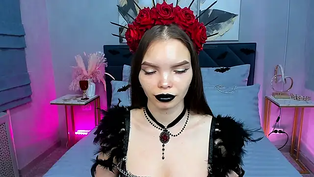 Curvy Dynamite  online show from October 29, 1:08 am