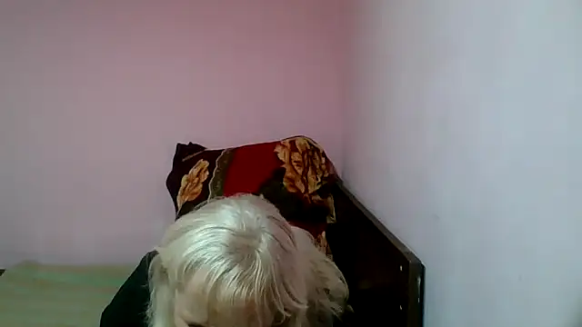 sakura blonde online show from February 15, 9:04 pm