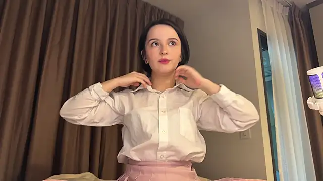 bumble bee online show from January 10, 12:12 am