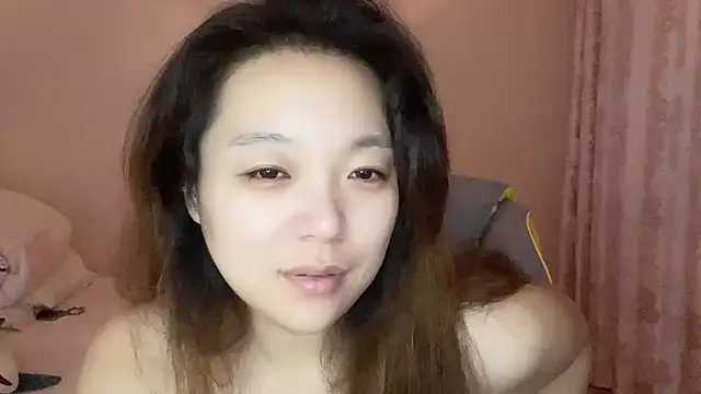 Snapshot of Z30966903S chatting on March 15, 7:09 am Z30966903S online show from March 15, 7:09 am