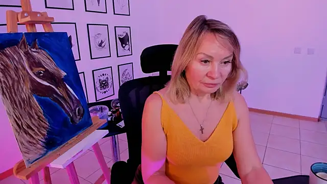 RosalindaFortuna online show from January 7, 2:30 pm