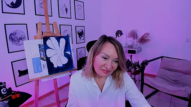 RosalindaFortuna online show from January 10, 2:23 pm