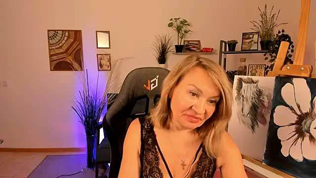 RosalindaFortuna online show from January 16, 10:42 am