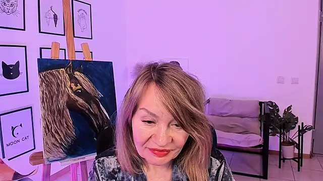 RosalindaFortuna online show from February 5, 1:54 pm