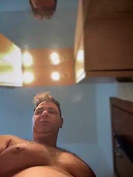 Snapshot of SecretlyDD chatting on February 12, 7:23 am SecretlyDD online show from February 12, 7:23 am