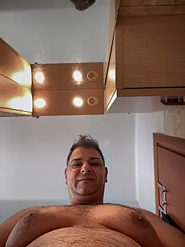 Snapshot of SecretlyDD chatting on February 15, 8:54 am SecretlyDD online show from February 15, 8:54 am