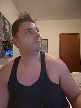 Snapshot of SecretlyDD chatting on February 18, 4:59 pm SecretlyDD online show from February 18, 4:59 pm