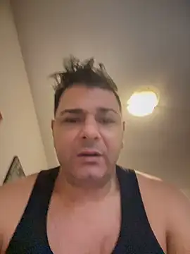 Snapshot of SecretlyDD chatting on February 19, 8:12 am SecretlyDD online show from February 19, 8:12 am