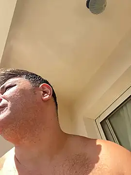 Snapshot of SecretlyDD chatting on February 24, 9:10 am SecretlyDD online show from February 24, 9:10 am