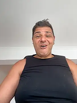 Snapshot of SecretlyDD chatting on February 26, 7:31 am SecretlyDD online show from February 26, 7:31 am